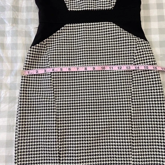 CYNTHIA Steffe - Picture 10 of 15